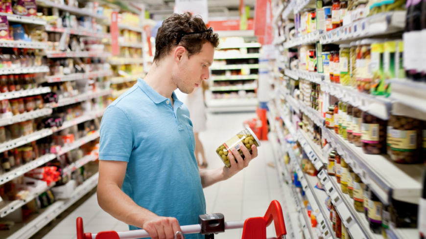 En nordisk undersökning visar på brister inom livsmedelsbranschen där felmärkta varor innehöll allergener som kan orsaka allergiska reaktioner. Foto: Shutterstock